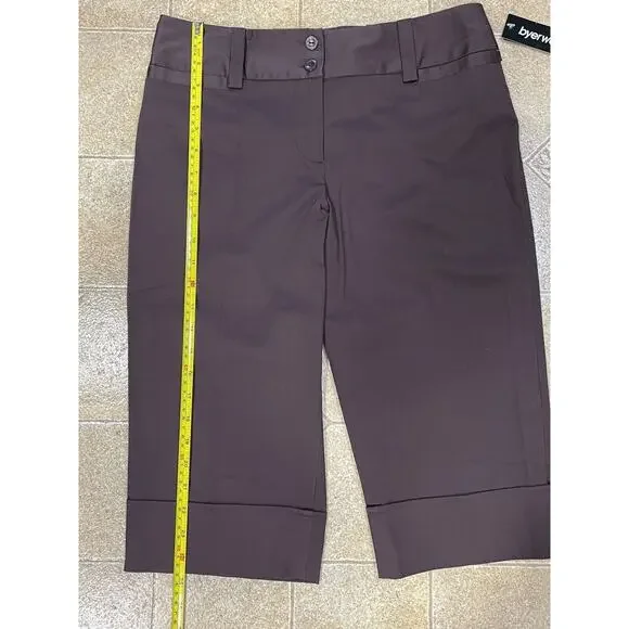 NWT Women's Byerwear Brand Brown Capri's Size 7 Stretch Pants Spring, Summer - Picture 5 of 12
